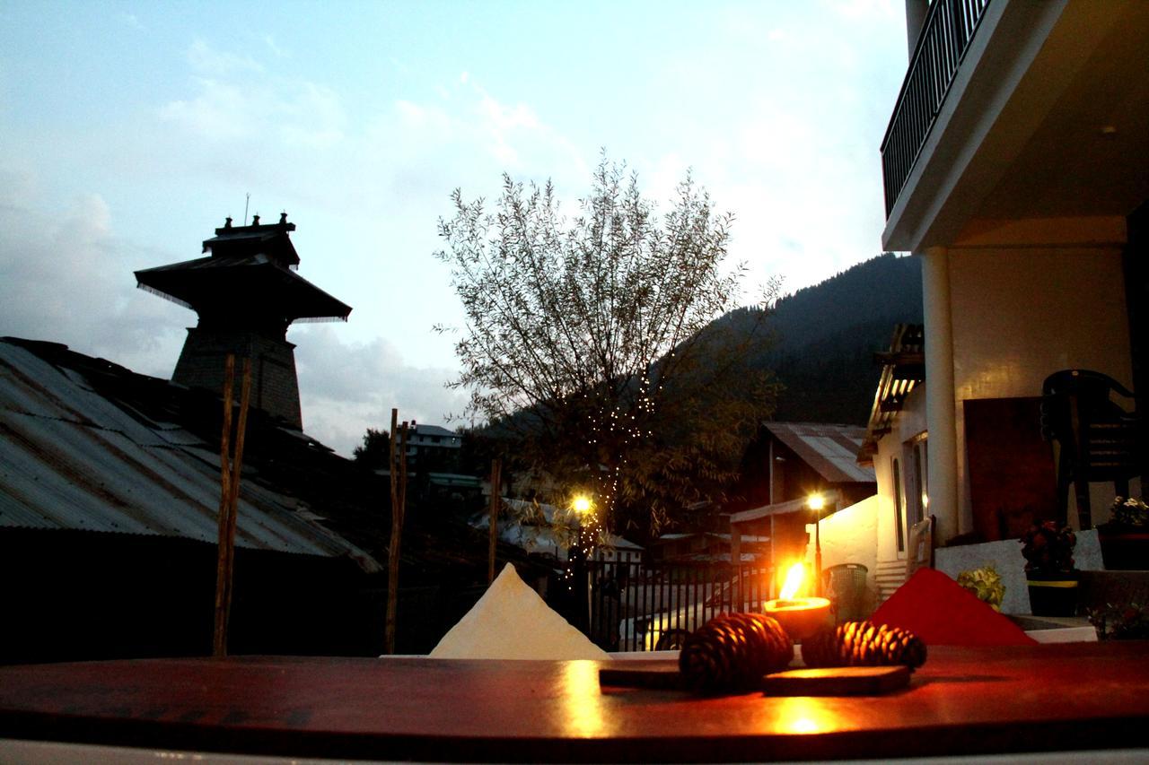 Bros Hostel Manali Luaran gambar