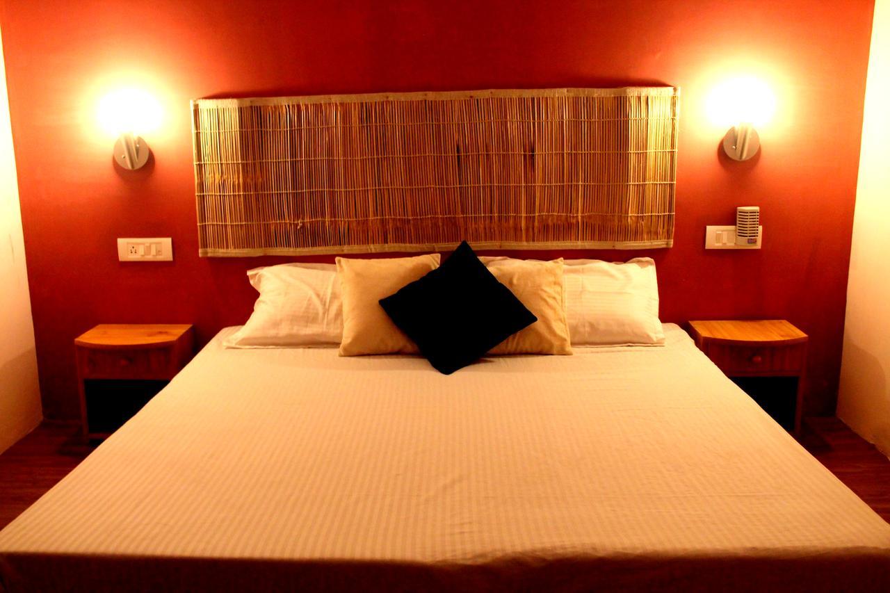 Bros Hostel Manali Luaran gambar
